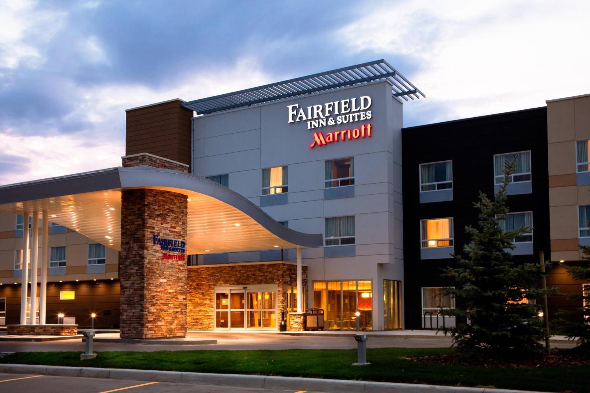 Fairfield Inn & Suites By Marriott Lethbridge Exteriér fotografie